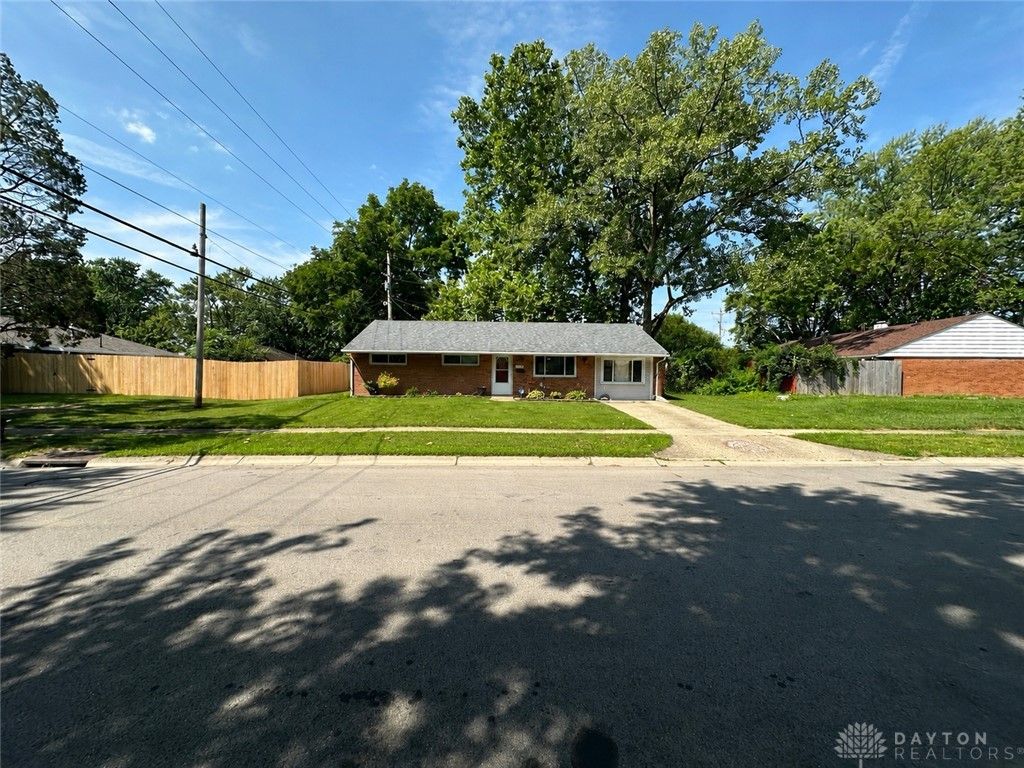 6355 Chippingdon Drive, Huber Heights, OH 45424