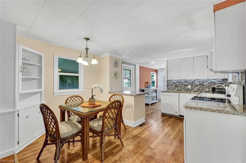 522 Menton LN, NAPLES, FL 34112 — photo 4