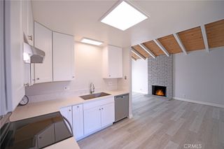 2264 Pamela A, Costa Mesa, CA 92627