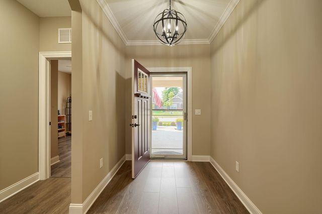 240 Parkgate Court, Delaware, OH 43015