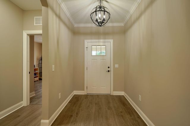 240 Parkgate Court, Delaware, OH 43015