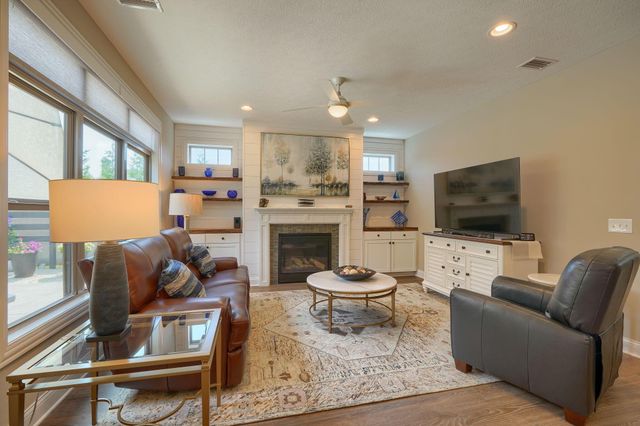 240 Parkgate Court, Delaware, OH 43015