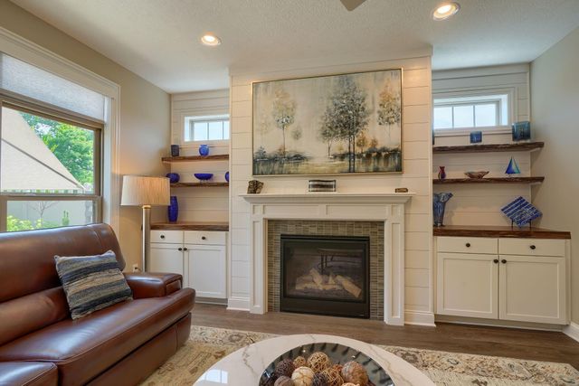 240 Parkgate Court, Delaware, OH 43015