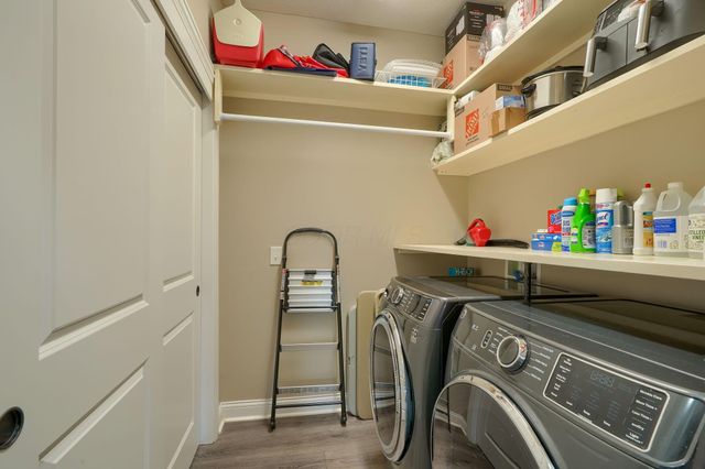 240 Parkgate Court, Delaware, OH 43015