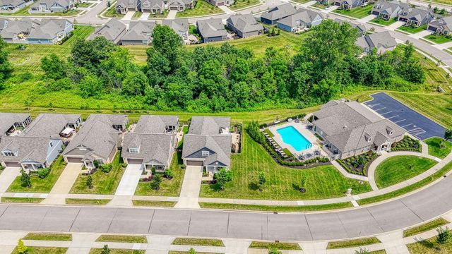 240 Parkgate Court, Delaware, OH 43015