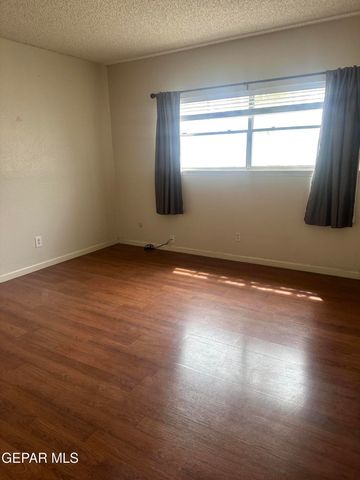 6700 Escondido Drive G6, El Paso, TX 79912