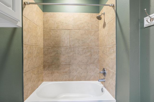 9202 HERITAGE HILLS Parkway, Amarillo, TX 79119