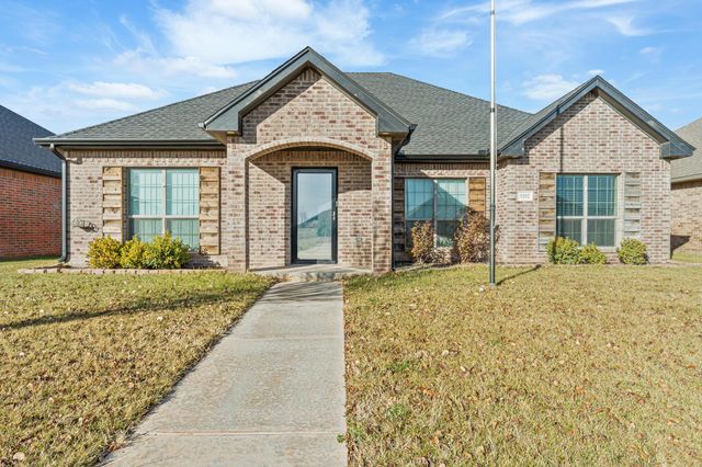 9202 HERITAGE HILLS Parkway, Amarillo, TX 79119