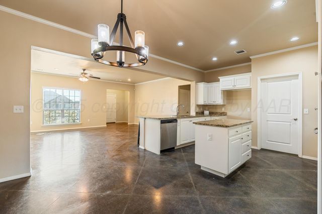 9202 HERITAGE HILLS Parkway, Amarillo, TX 79119