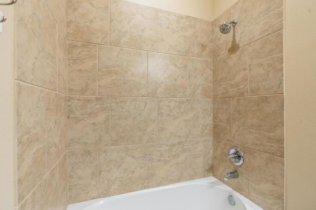 9202 HERITAGE HILLS Parkway, Amarillo, TX 79119