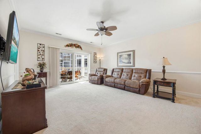 4895 Luster Leaf Cir Apt 204, Myrtle Beach, SC 29577