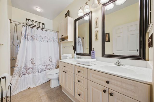 4895 Luster Leaf Cir Apt 204, Myrtle Beach, SC 29577