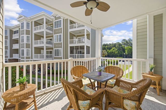 4895 Luster Leaf Cir Apt 204, Myrtle Beach, SC 29577
