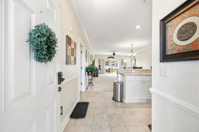 4895 Luster Leaf Cir Apt 204, Myrtle Beach, SC 29577