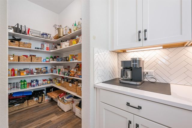 16913 Roselin DR, Austin, TX 78738