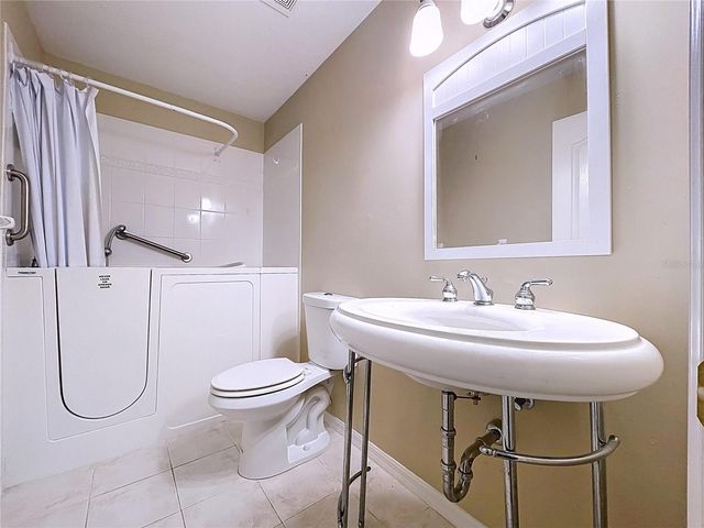 18736 BENT PINE DR DRIVE, Hudson, FL 34667