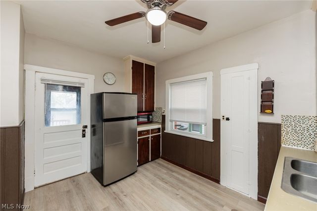 4318 Bucyrus Avenue, Cleveland, OH 44109
