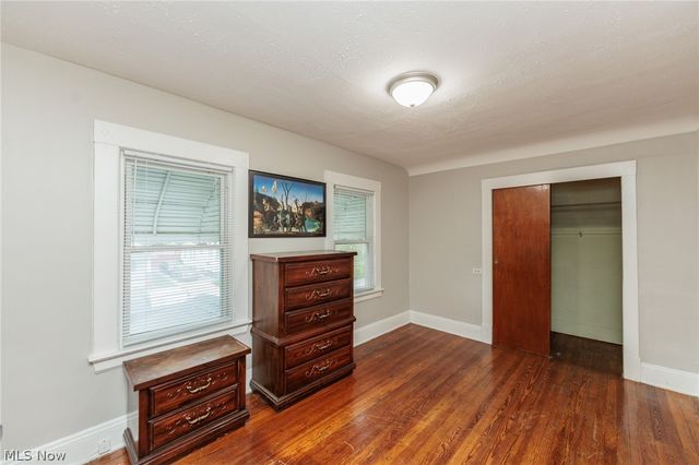 4318 Bucyrus Avenue, Cleveland, OH 44109