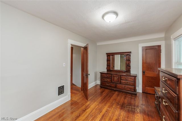 4318 Bucyrus Avenue, Cleveland, OH 44109