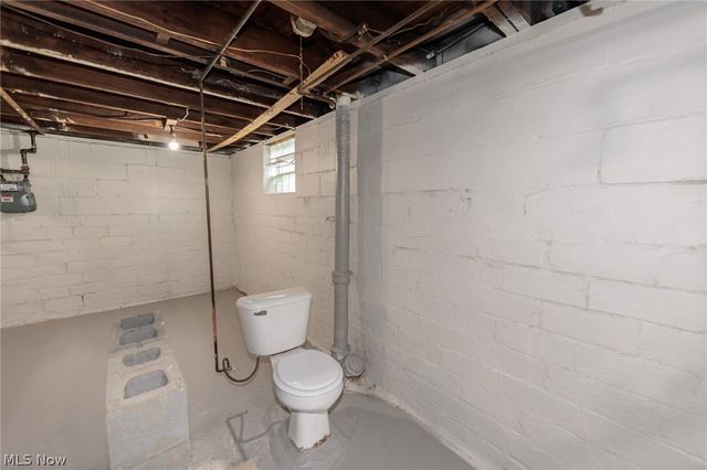 4318 Bucyrus Avenue, Cleveland, OH 44109
