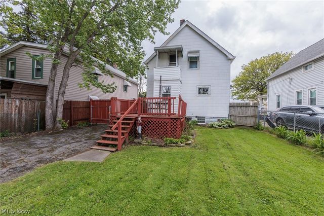 4318 Bucyrus Avenue, Cleveland, OH 44109