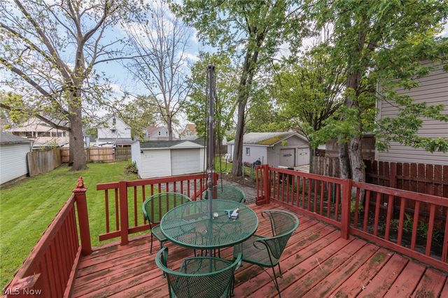4318 Bucyrus Avenue, Cleveland, OH 44109