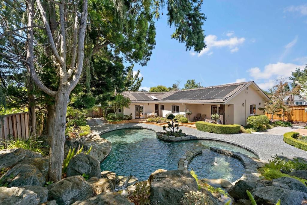 861 Riverside Drive, Los Altos, CA 94024