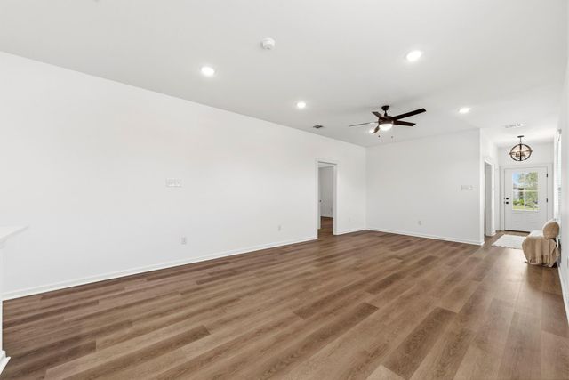 10934 Bonfire Trail, Beasley, TX 77417