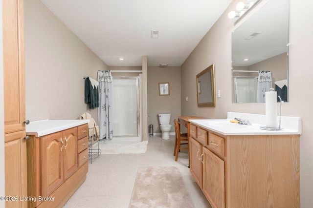 2619 Alia Cir, Louisville, KY 40222