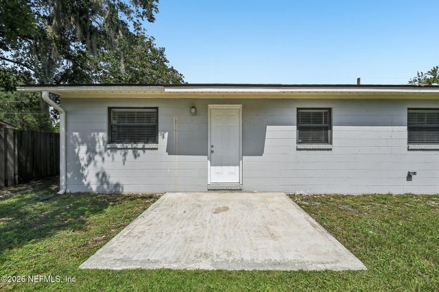 1706 GROVE PARK Drive, Orange Park, FL 32073
