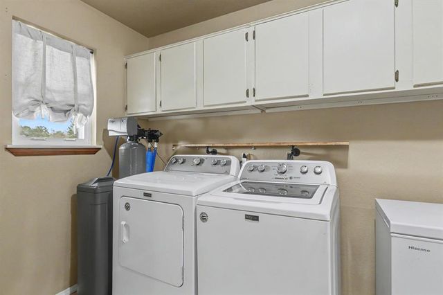 780 Pinewood Lane, Blanchard, OK 73010