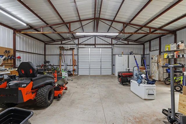 780 Pinewood Lane, Blanchard, OK 73010