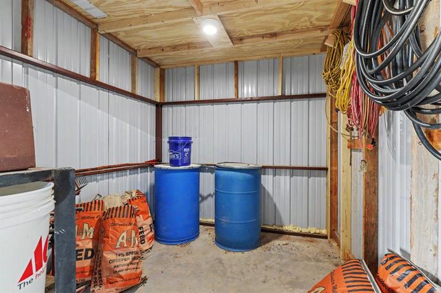 780 Pinewood Lane, Blanchard, OK 73010