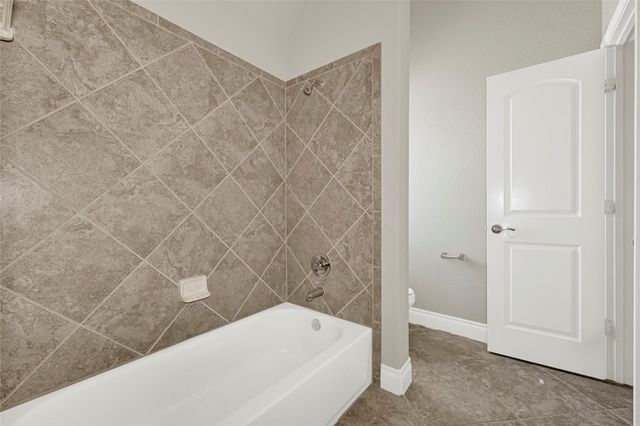 13617 Fountain Mist Drive, Pearland, TX 77584