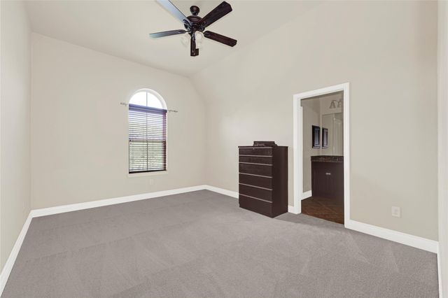 13617 Fountain Mist Drive, Pearland, TX 77584