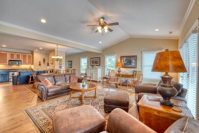 1409 Lakeside Road, Hiawassee, GA 30546