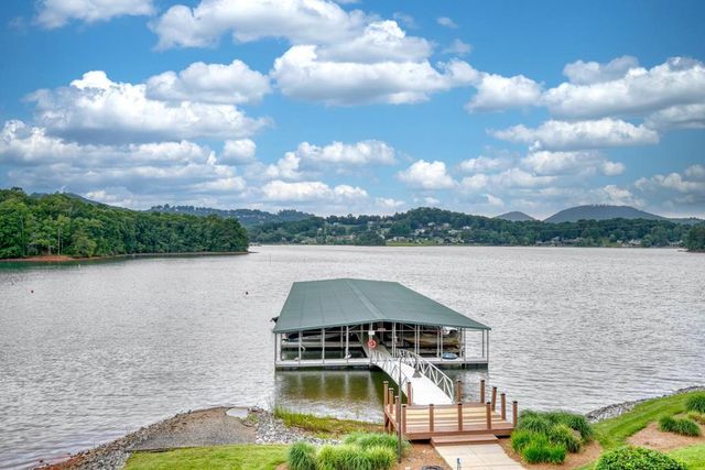 1409 Lakeside Road, Hiawassee, GA 30546