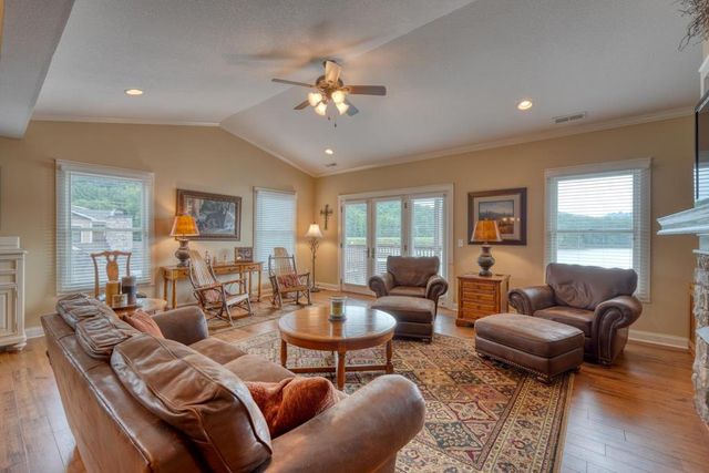 1409 Lakeside Road, Hiawassee, GA 30546