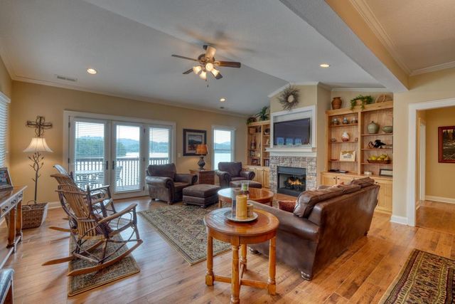 1409 Lakeside Road, Hiawassee, GA 30546