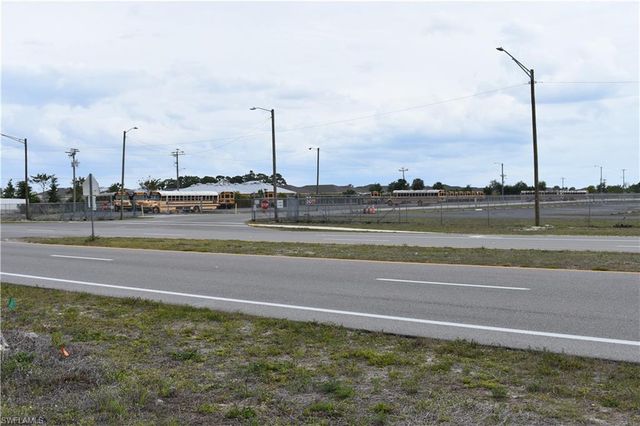 1305 Tropicana PKWY W, Cape Coral, FL 33993