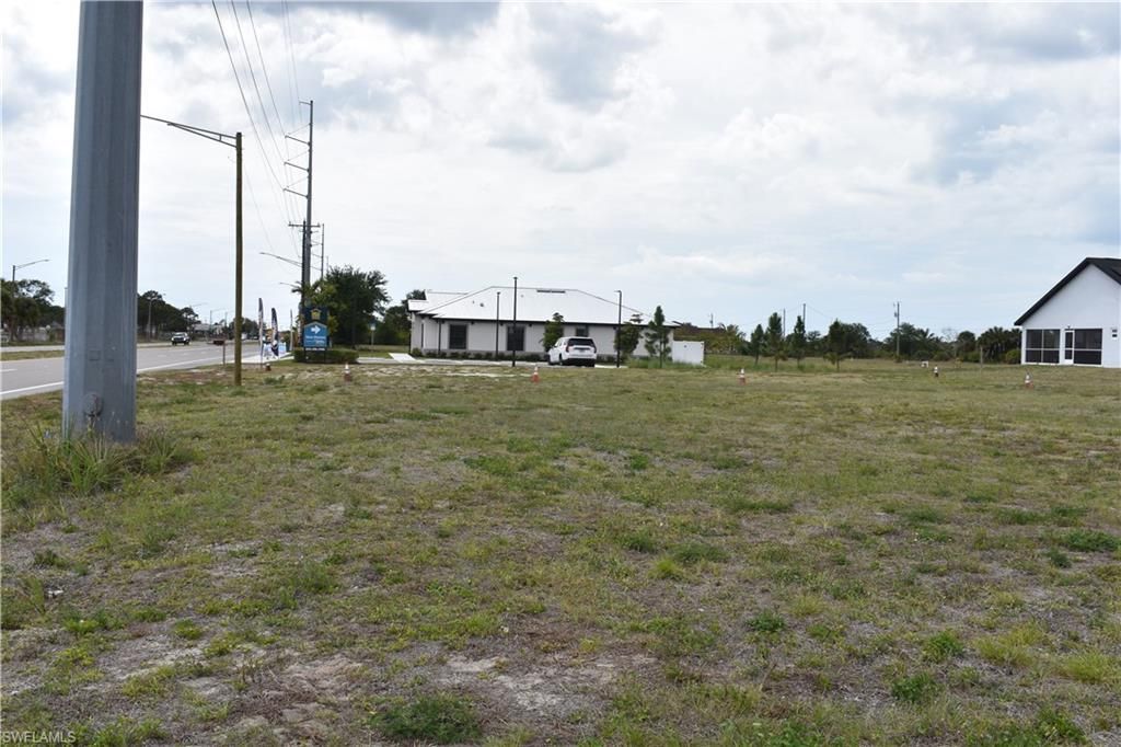 1305 Tropicana PKWY W, CAPE CORAL, FL 33993 — photo 4