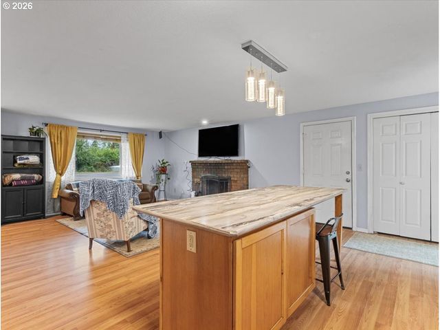 15600 Ne 18TH St, Vancouver, WA 98684