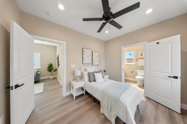 821 Nevada St, Manteca, CA 95337