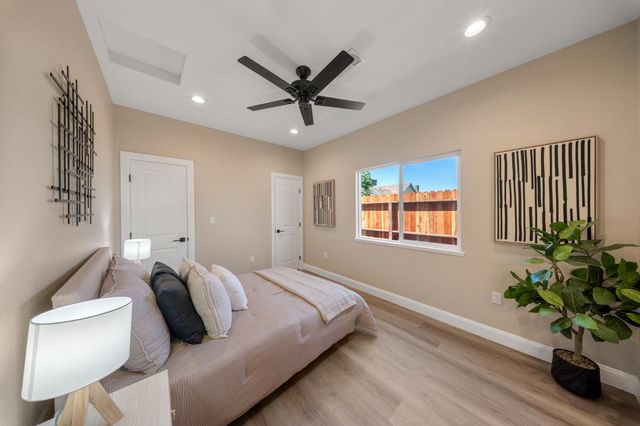 821 Nevada St, Manteca, CA 95337