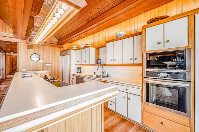 547 Beach Drive, Aptos, CA 95003