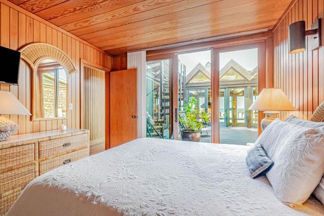 547 Beach Drive, Aptos, CA 95003