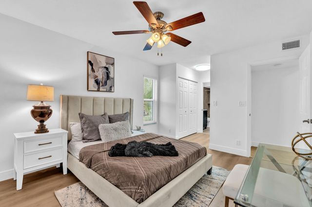 18880 JOLSON Avenue 8, Boca Raton, FL 33496