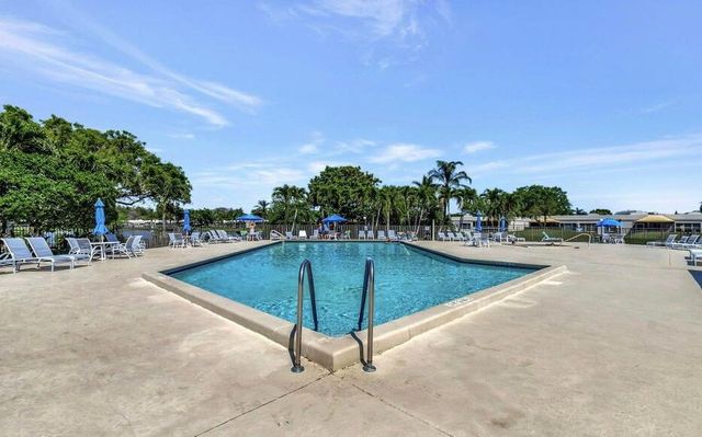 18880 JOLSON Avenue 8, Boca Raton, FL 33496
