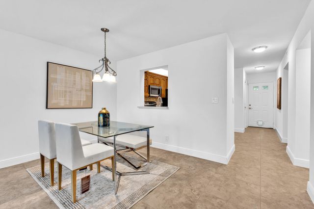 18880 JOLSON Avenue 8, Boca Raton, FL 33496