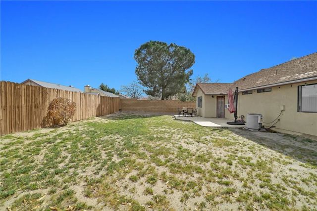 38116 Meadow Wood Street, Palmdale, CA 93552